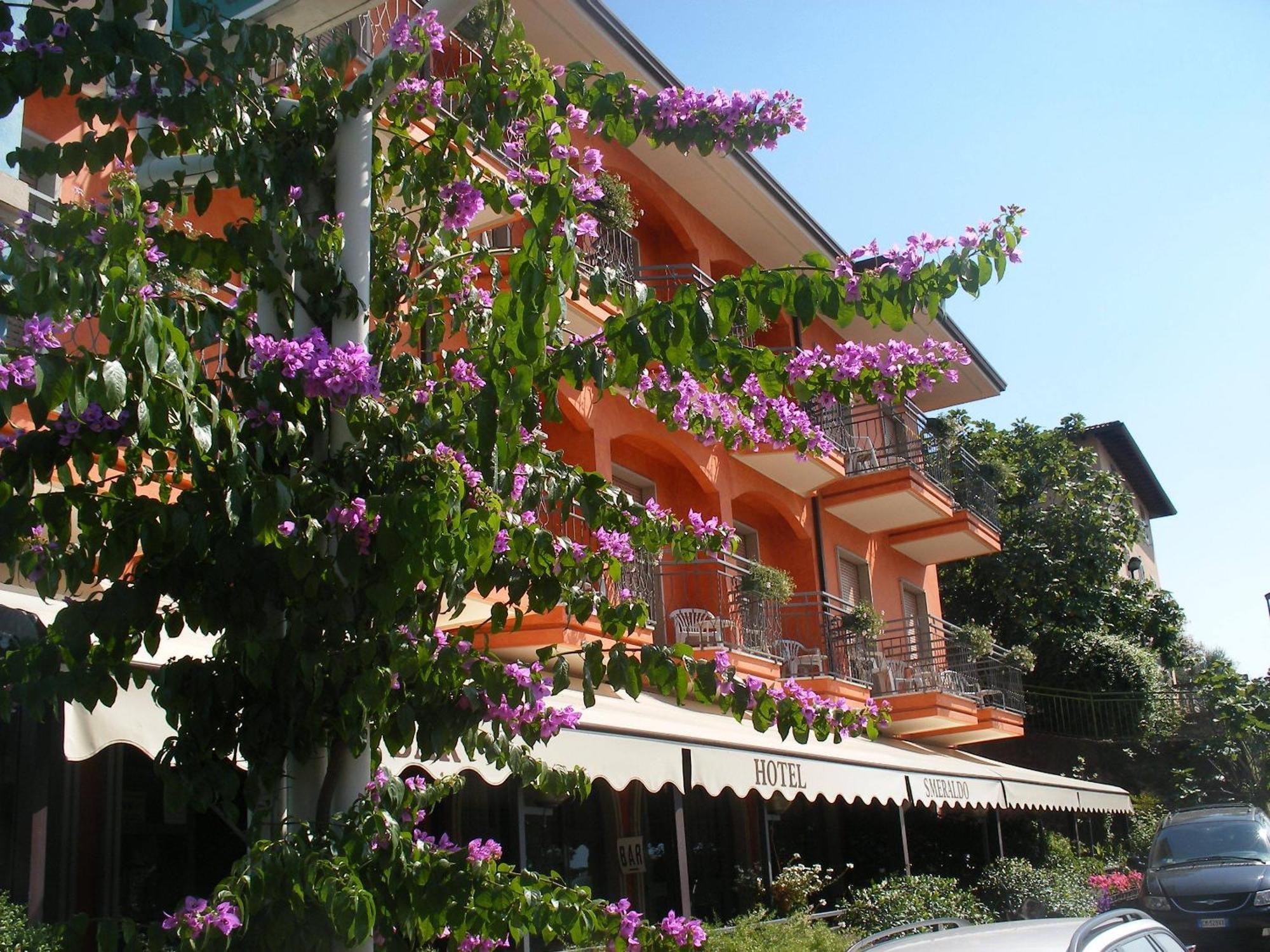 Hotel Smeraldo Brenzone sul Garda Bagian luar foto