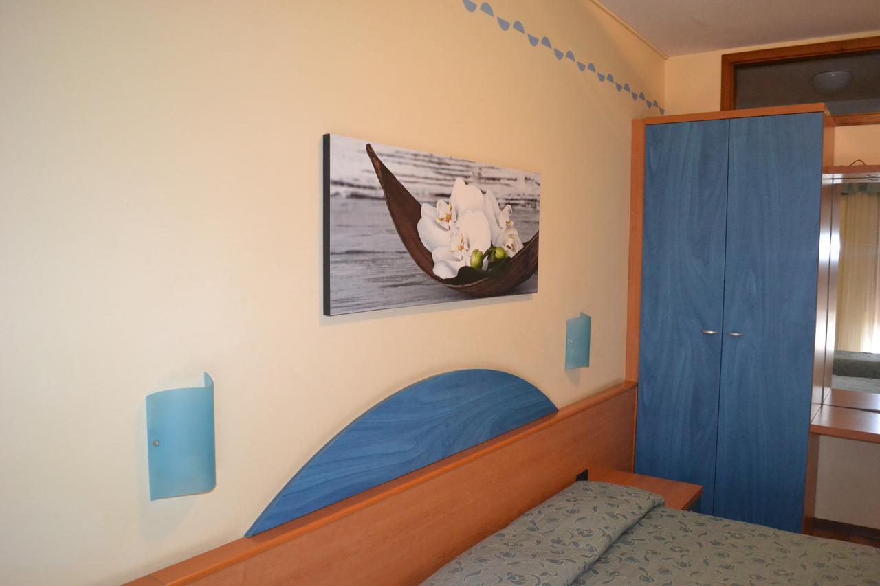 Hotel Smeraldo Brenzone sul Garda Bagian luar foto