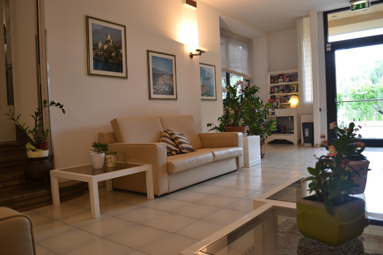 Hotel Smeraldo Brenzone sul Garda Bagian luar foto