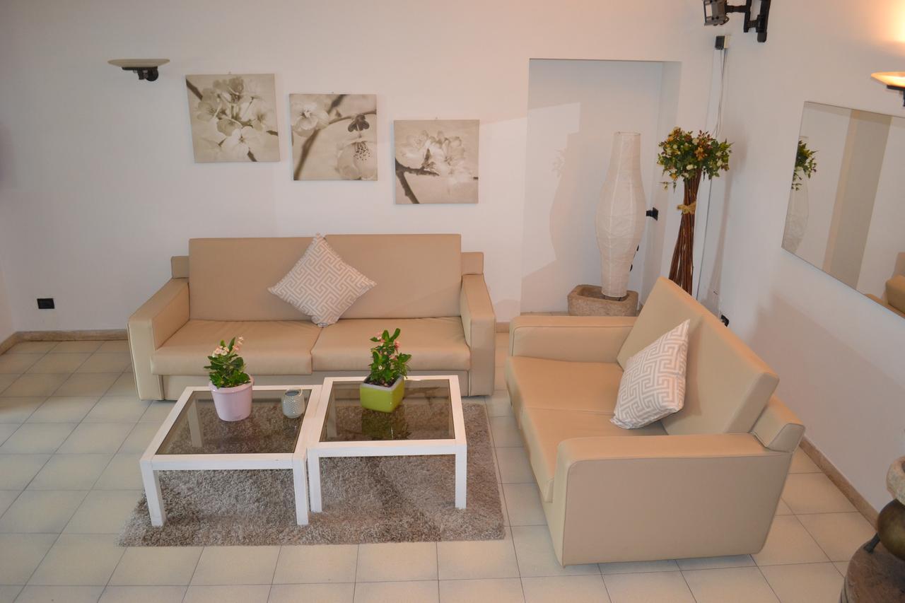 Hotel Smeraldo Brenzone sul Garda Bagian luar foto