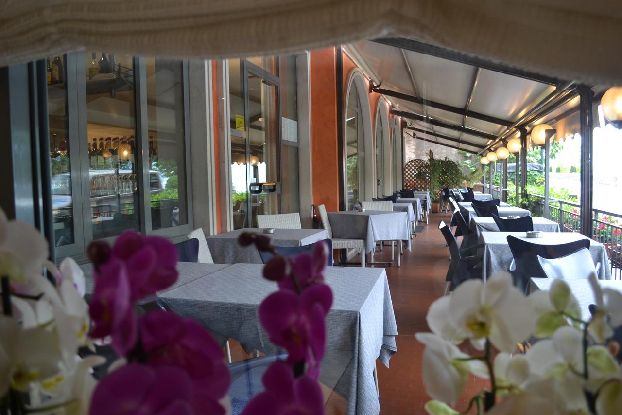 Hotel Smeraldo Brenzone sul Garda Bagian luar foto